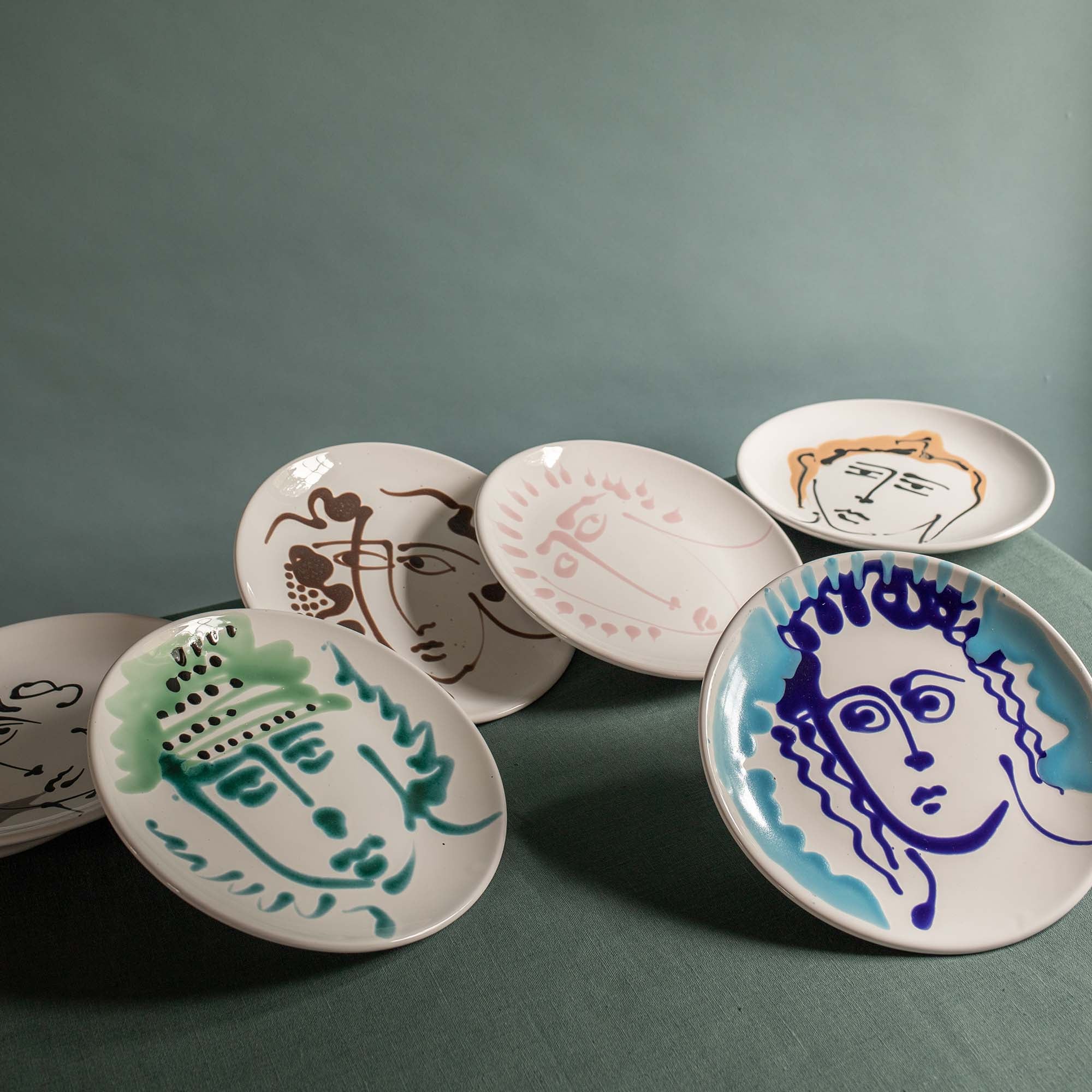 Fasano Face Dinner Plate