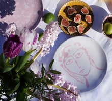 Load image into Gallery viewer, Fasano Face Dinner Plate
